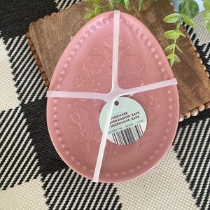 Crofton Stoneware Easter Plates